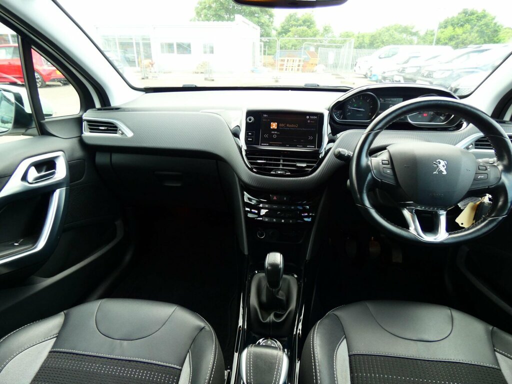 Peugeot 2008 1.2 Puretech Active Grey #7