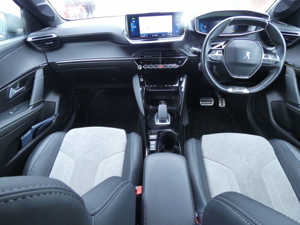 Peugeot e-208 50Kwh Gt Grey #3