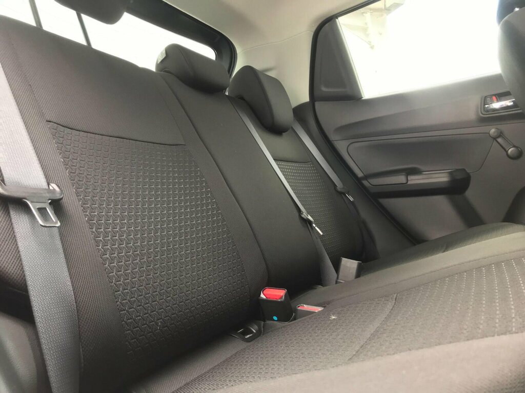 Suzuki Swift Sz-l Dualjet Mhev Red #29