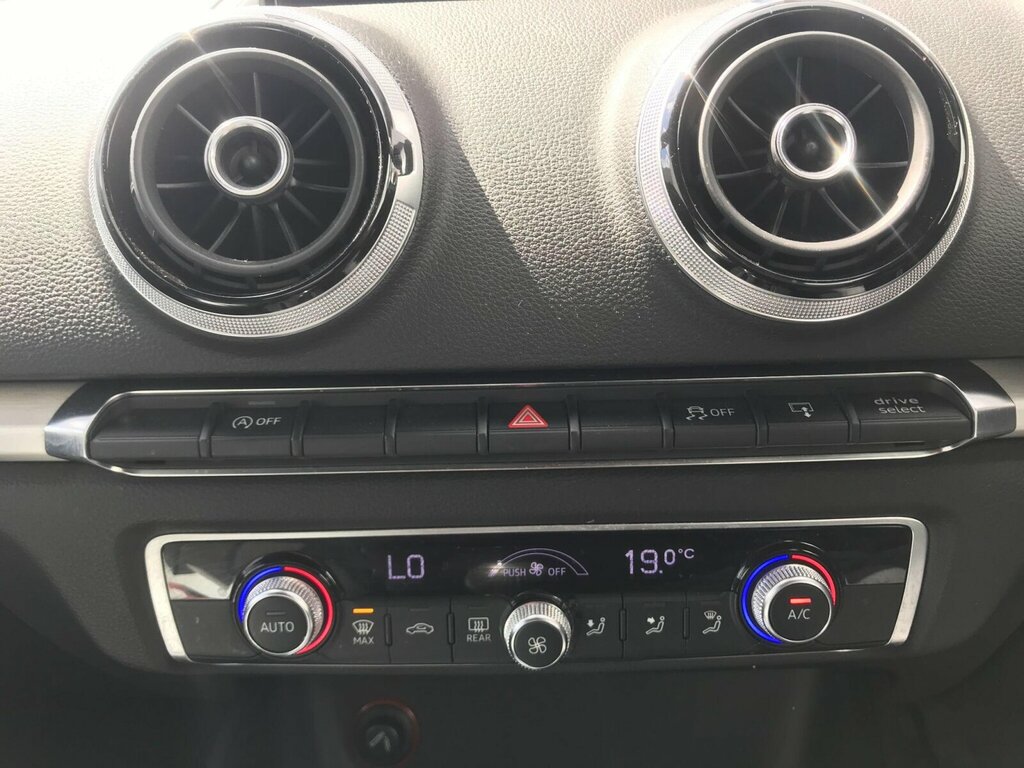 Audi A3 Cabriolet 2.0 Tdi Se Euro 6 Ss Silver #45