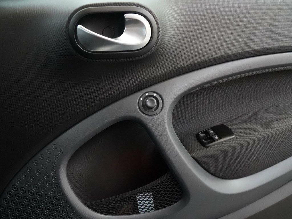 Smart Fortwo Coupe Exclusive #20