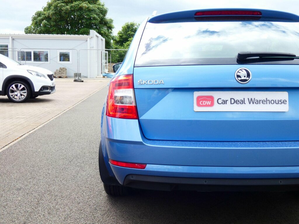 Skoda Octavia Octavia Se Tsi Beige #16