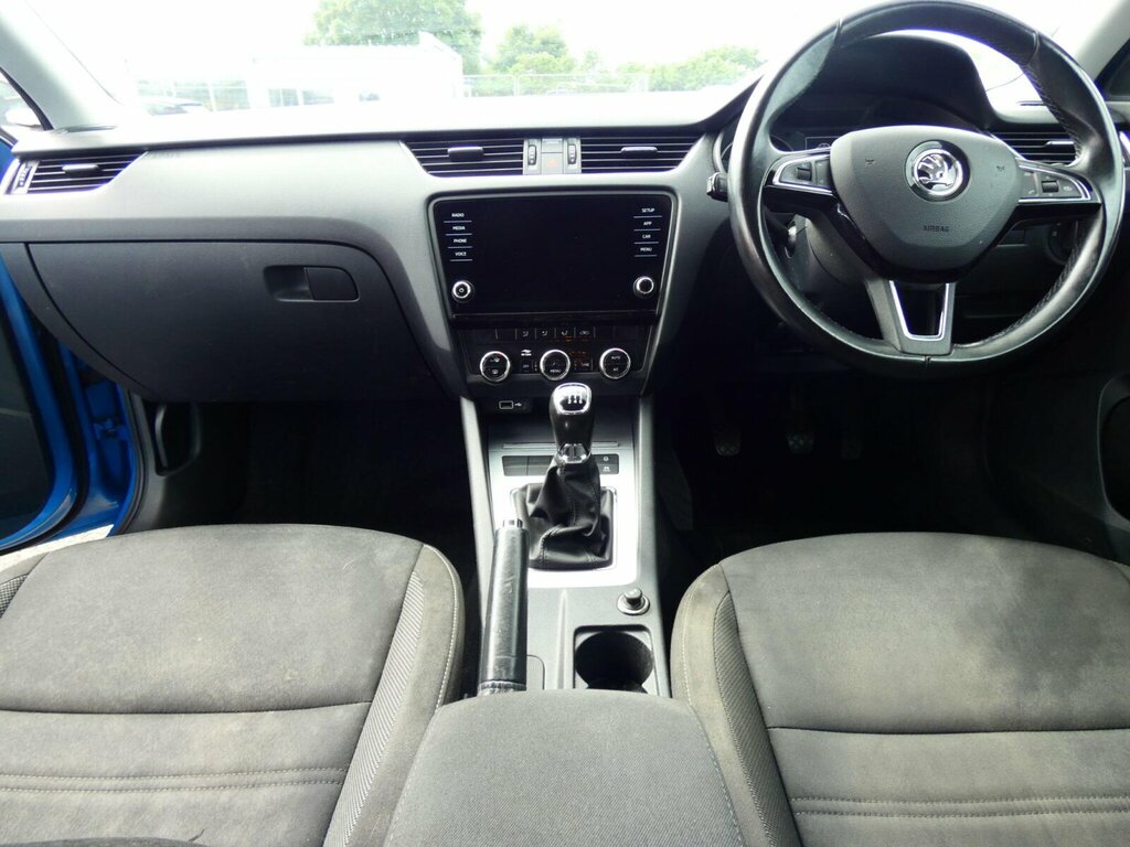 Skoda Octavia Octavia Se Tsi Beige #8
