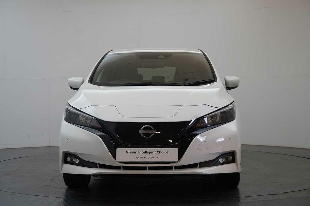 Nissan Leaf 39Kw Shiro Limited Edition With Nav And 360 C White #4