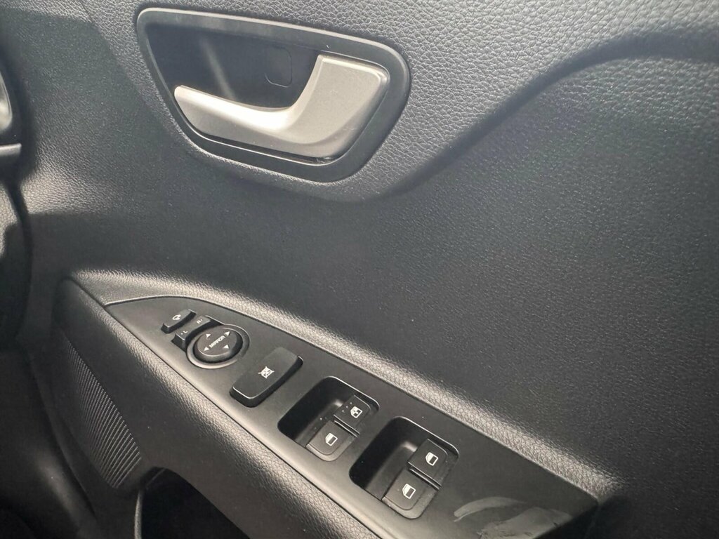 Kia Stonic 1.0T Gdi 99 2 Grey #21