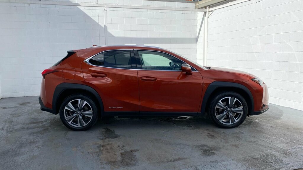 Lexus UX Premium Sport Edition Silver #23