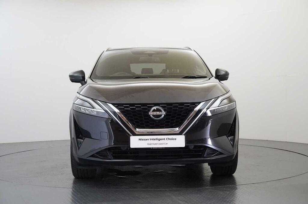 Nissan Qashqai 1.3 Dig-t Mh 140 Tekna With Glass Roof And Drive A SL73MHY Black #4