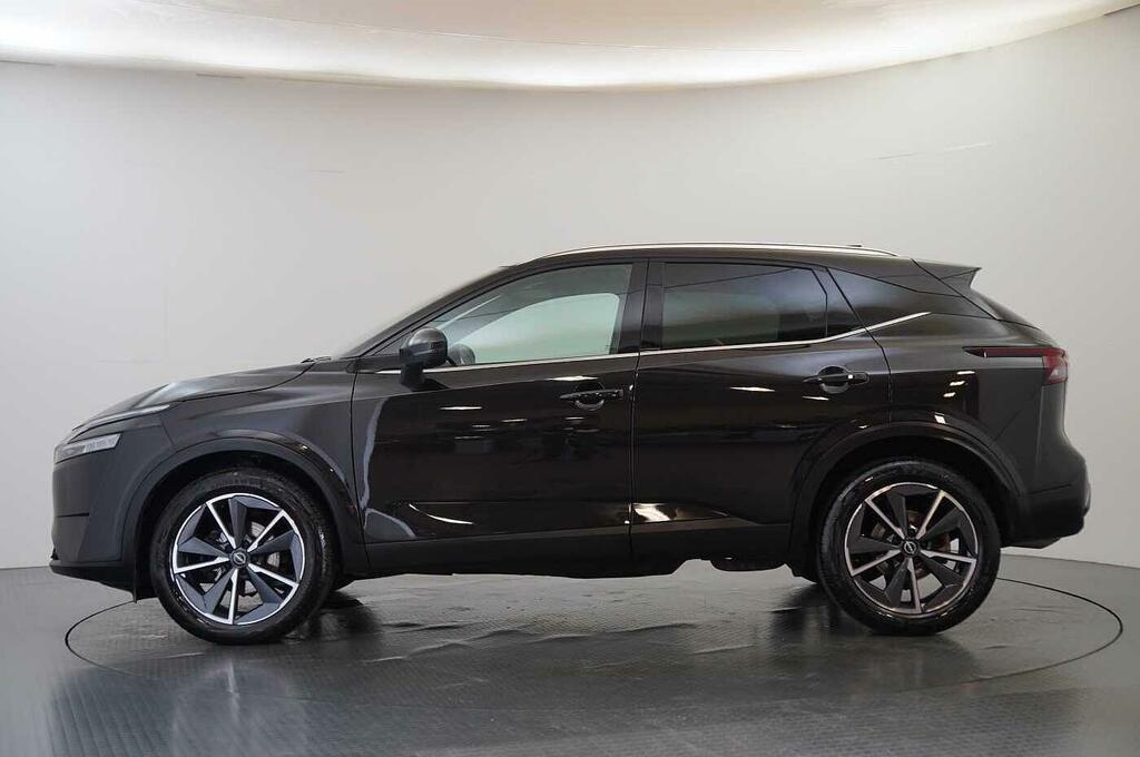 Nissan Qashqai 1.3 Dig-t Mh 140 Tekna With Glass Roof And Drive A SL73MHY Black #5