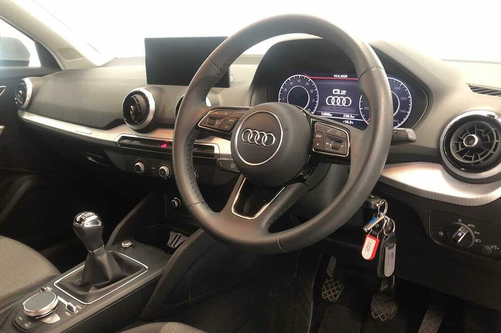 Audi Q2 Sport 35 Tfsi 150 Ps 6-Speed Silver #6