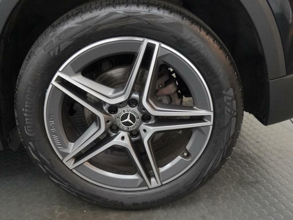 Mercedes-Benz GLA Class Gla 200 D Amg Line Premium Black #6