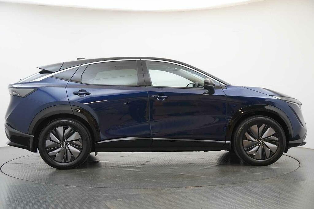 Nissan Ariya 63Kw Advance With 7.4Kw Charger And Panoramic Blue #6