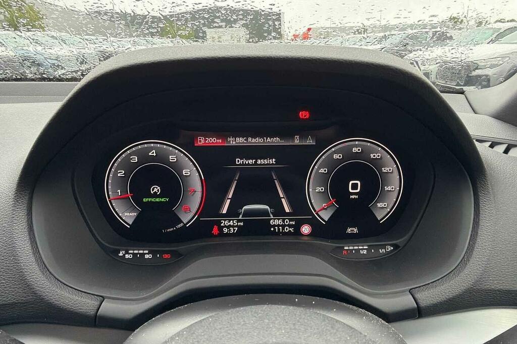 Audi Q2 35 Tfsi Black Edition S Tronic Tech Black #31