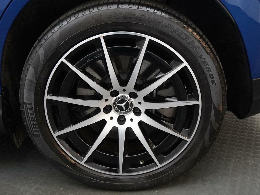Mercedes-Benz EQC Eqc 400 4Matic Amg Line Edition Blue #6