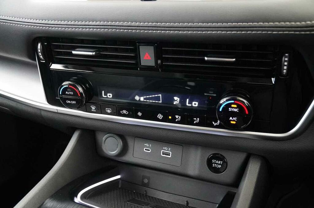 Nissan X-Trail 1.5 E-power 204 Acenta Premium Xtronic Silver #25