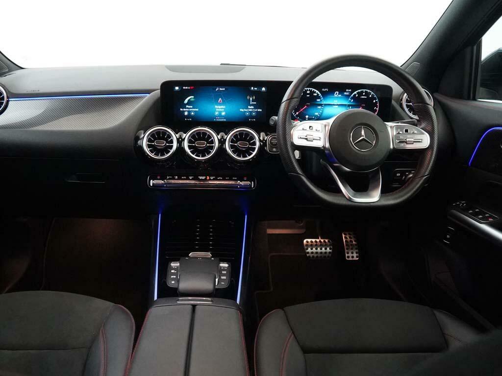 Mercedes-Benz GLA Class Amg Line White #35