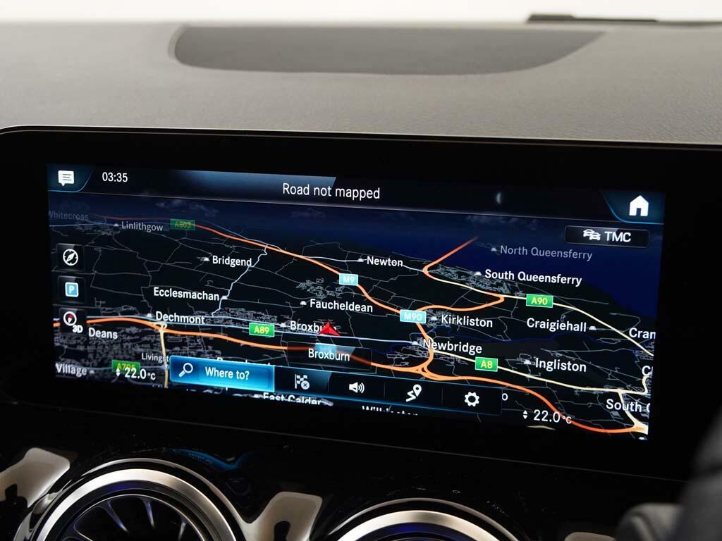 Mercedes-Benz GLA Class Amg Line White #22