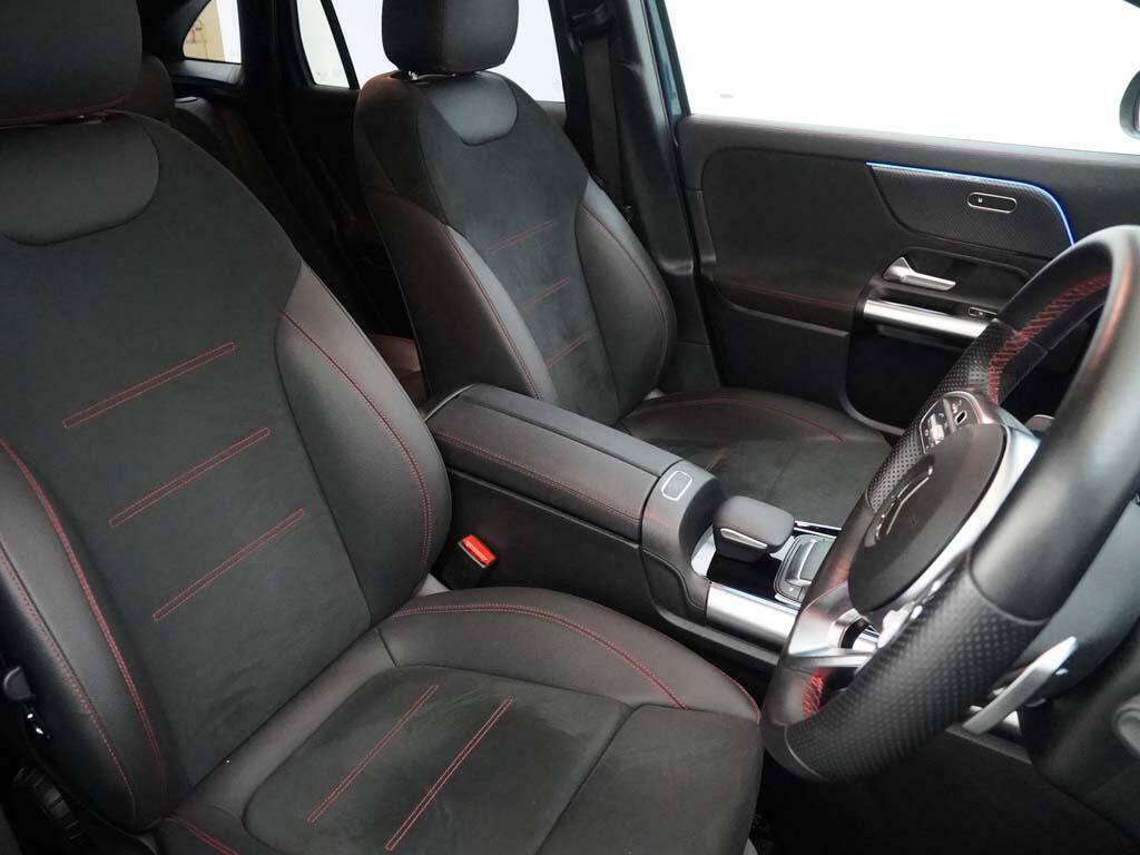 Mercedes-Benz GLA Class Amg Line White #19