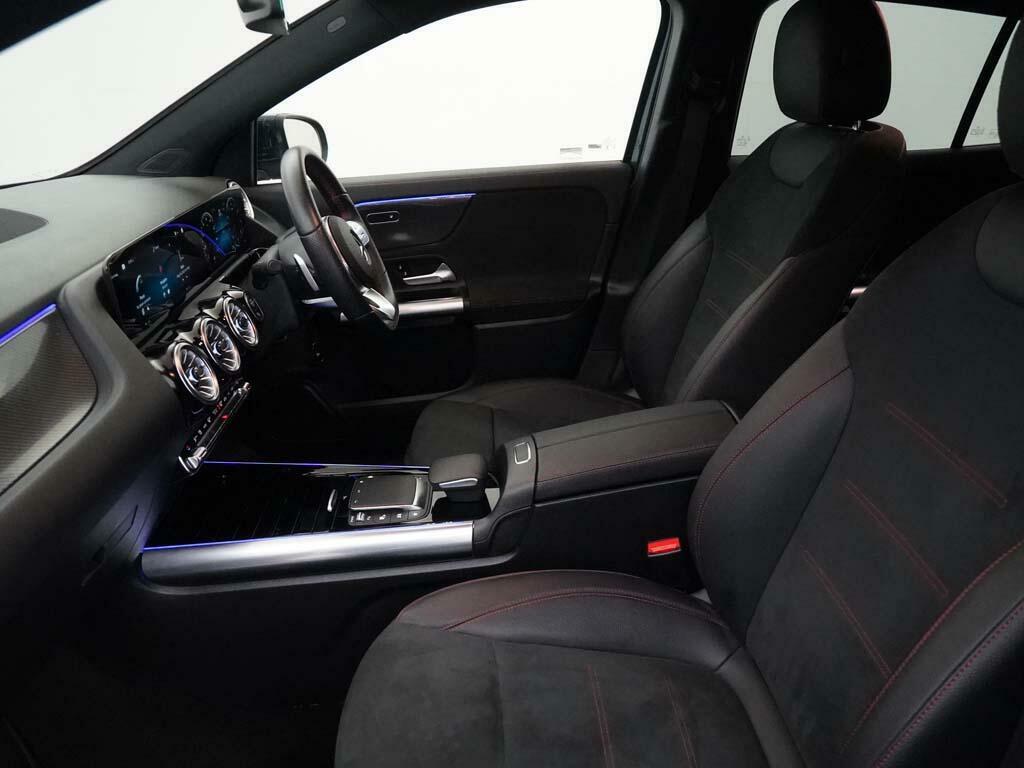 Mercedes-Benz GLA Class Amg Line White #38