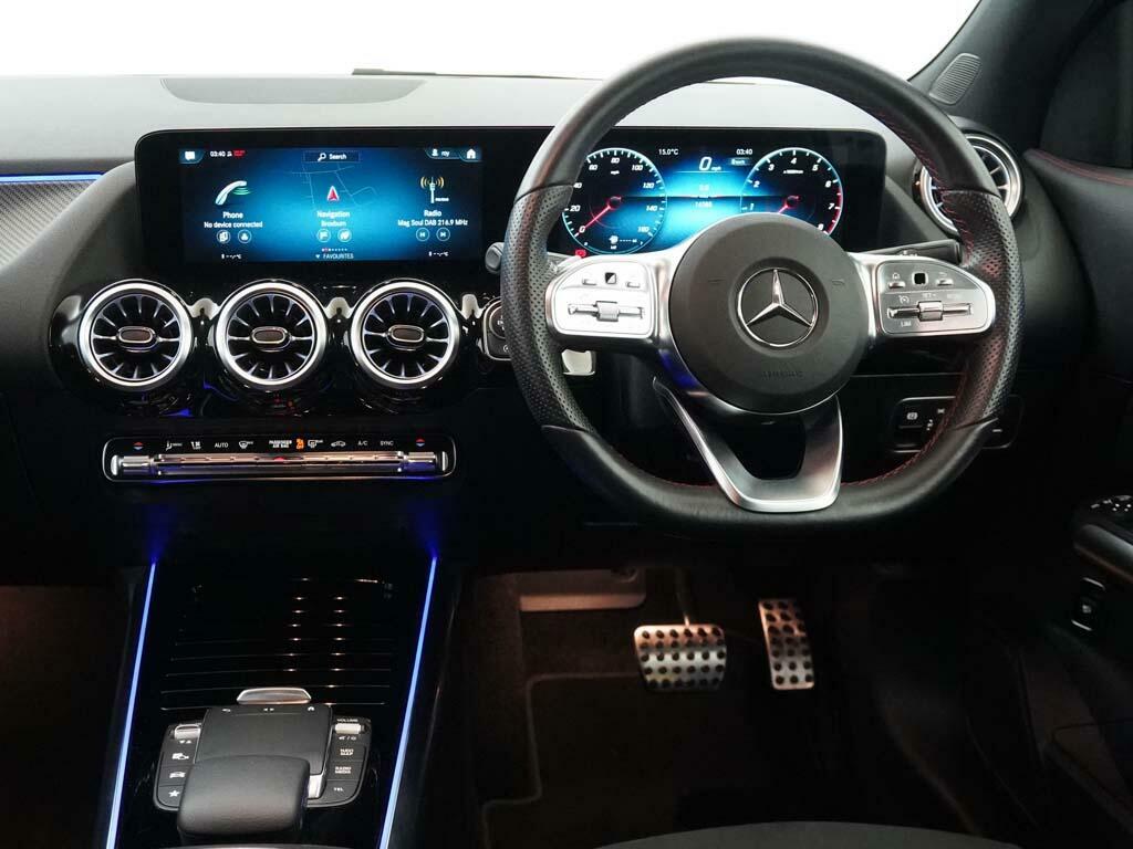 Mercedes-Benz GLA Class Amg Line White #34