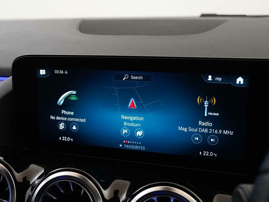 Mercedes-Benz GLA Class Amg Line White #23