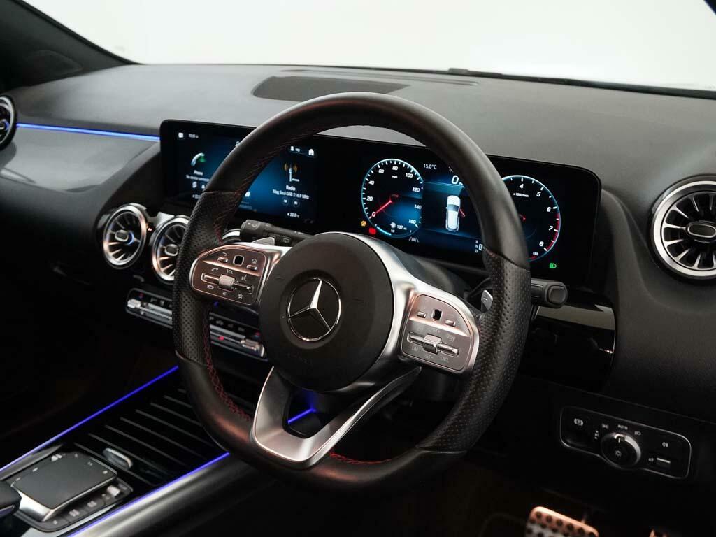 Mercedes-Benz GLA Class Amg Line White #16
