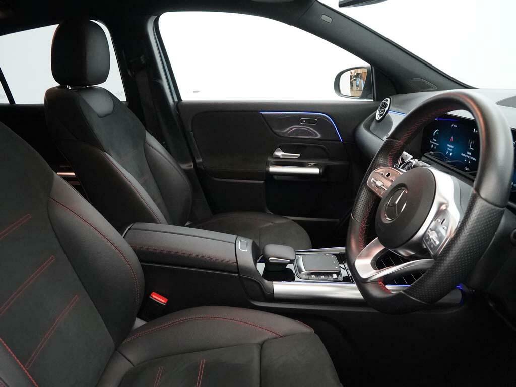 Mercedes-Benz GLA Class Amg Line White #18
