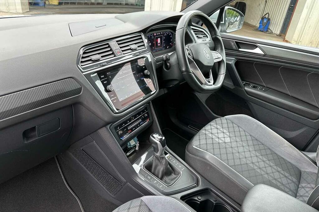 Volkswagen Tiguan 2.0 Tdi R-line Dsg Silver #2