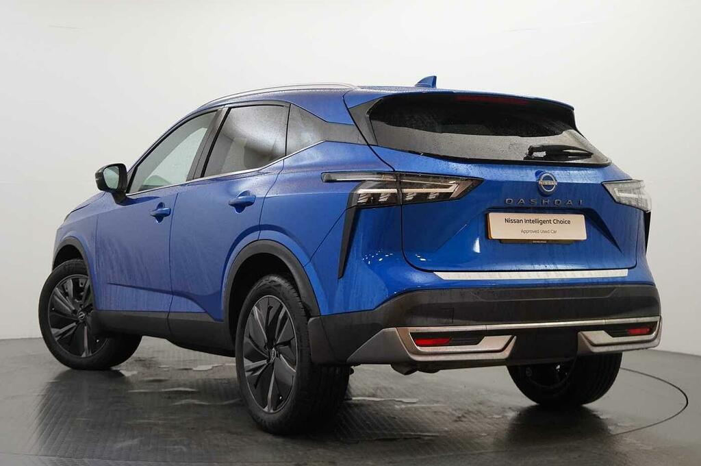 Nissan Qashqai 1.3 Dig-t Mh 140 Tekna With Panoramic Glass Roof A Blue #3