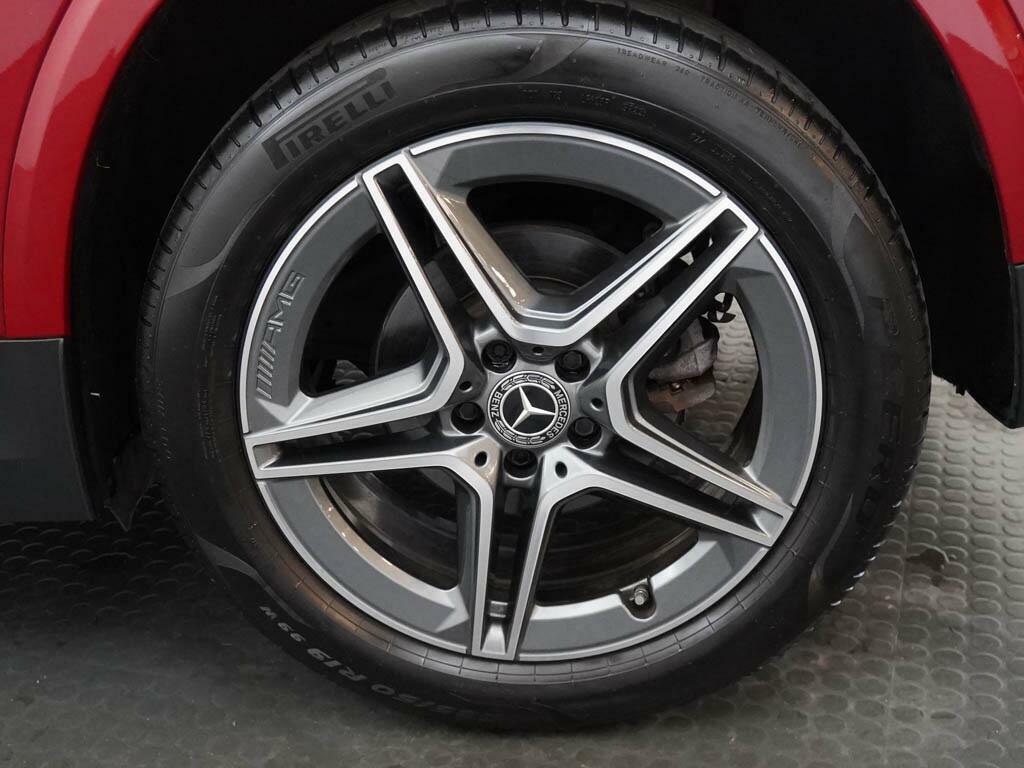 Mercedes-Benz GLA Class Gla 200 Amg Line Executive Red #6