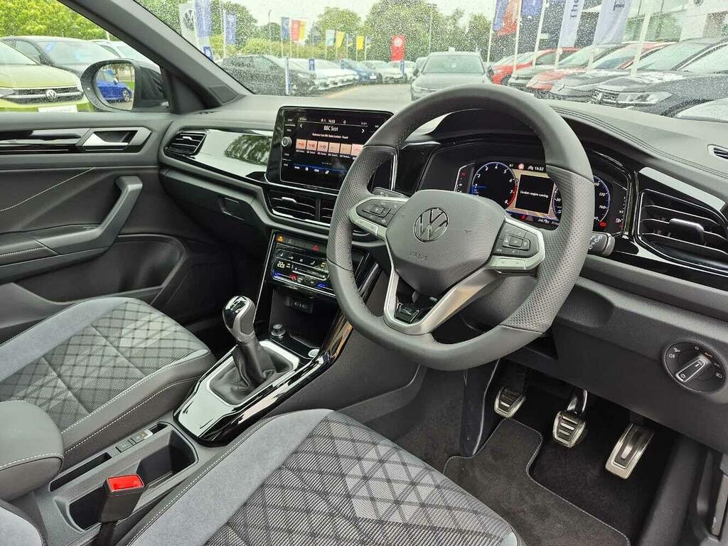 Volkswagen T-Roc Black Edition Plus 1.5 Tsi 150Ps 6-Speed 5 Silver #6