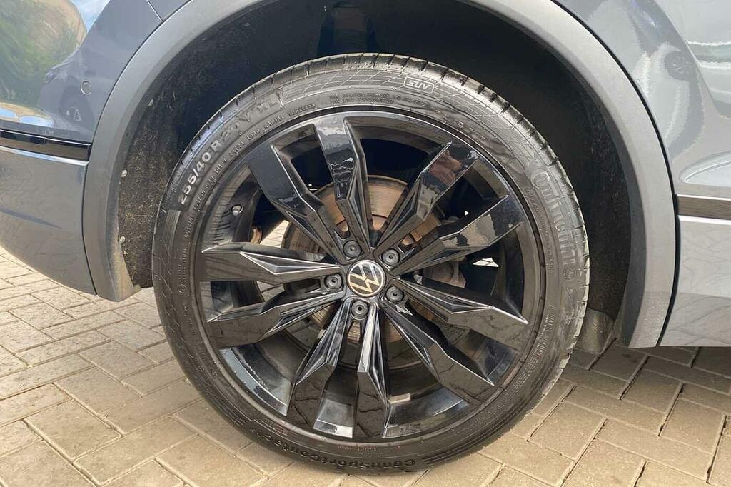 Volkswagen Tiguan 1.5 Tsi 150 Black Edition Dsg MJ24GLF Grey #5