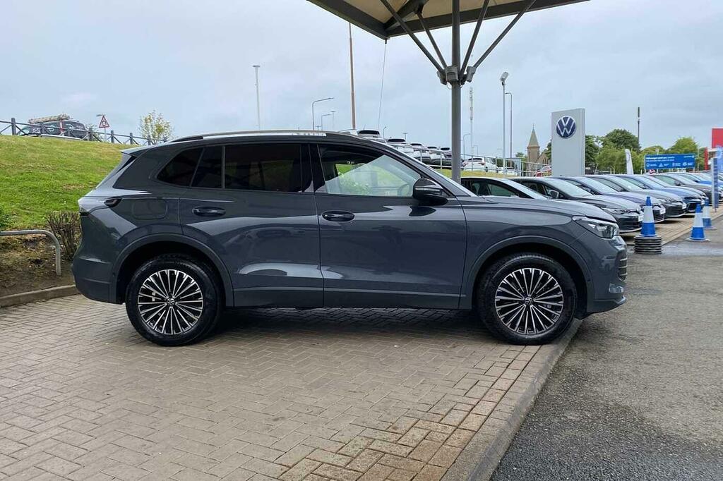 Volkswagen Tiguan 1.5 Tsi Ehybrid Match Dsg Grey #4