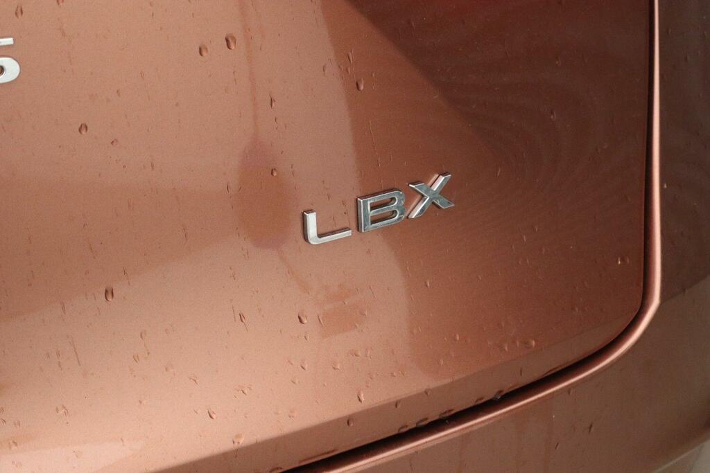 Lexus LBX 1.5 Takumi E-cvt - 2024 Black #11