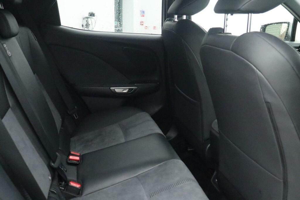 Lexus LBX 1.5 Takumi E-cvt - 2024 Black #16