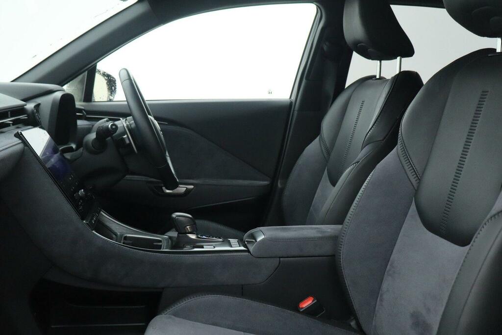Lexus LBX 1.5 Takumi E-cvt - 2024 Black #14