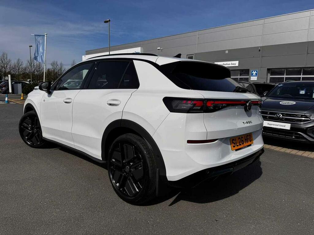 Volkswagen T-Roc 1.5 Etsi 150 R-line Dsg White #3