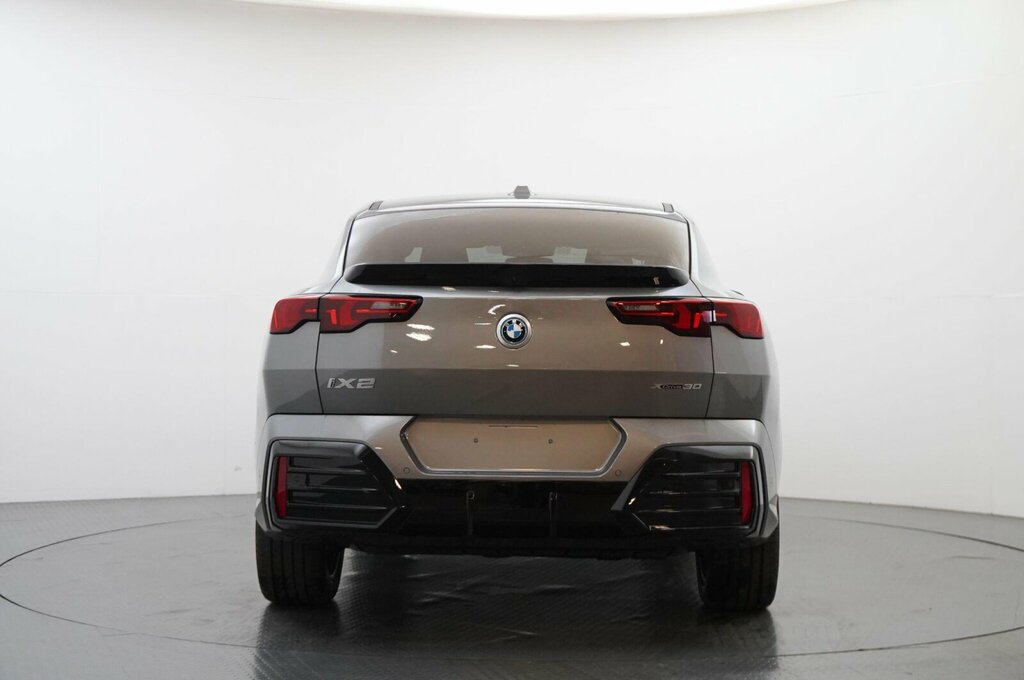 BMW iX2 30 66.5Kwh M Sport Suv Xdrive 1 Grey #5