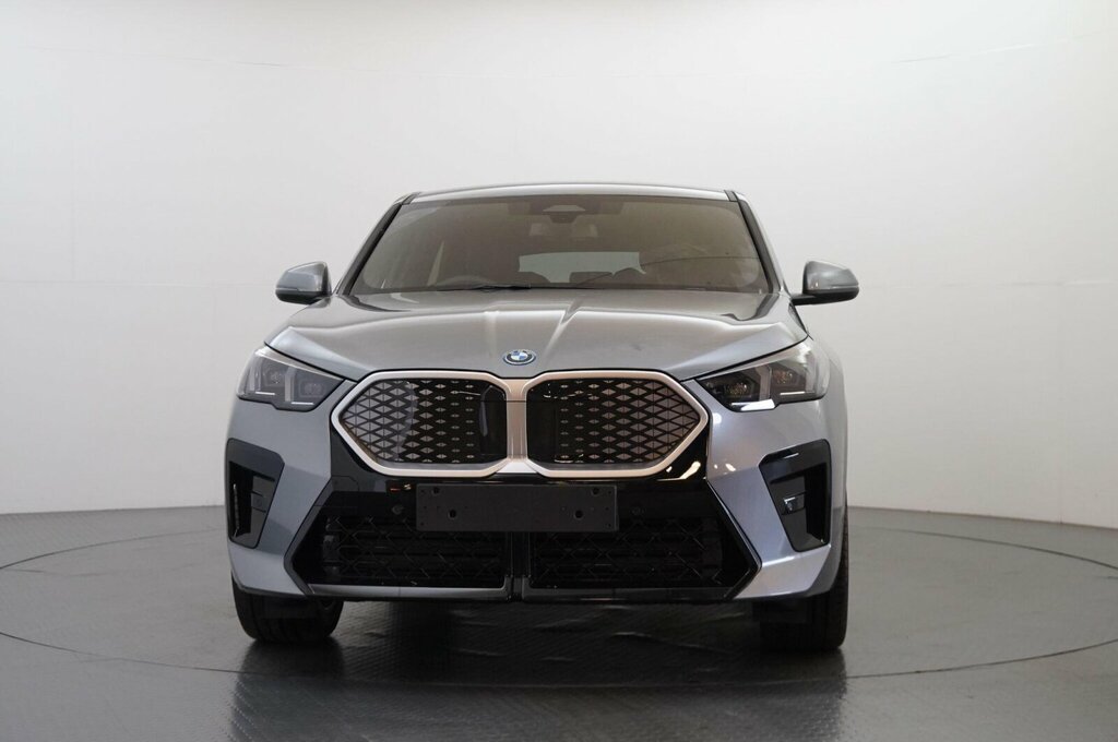BMW iX2 30 66.5Kwh M Sport Suv Xdrive 1 Grey #2