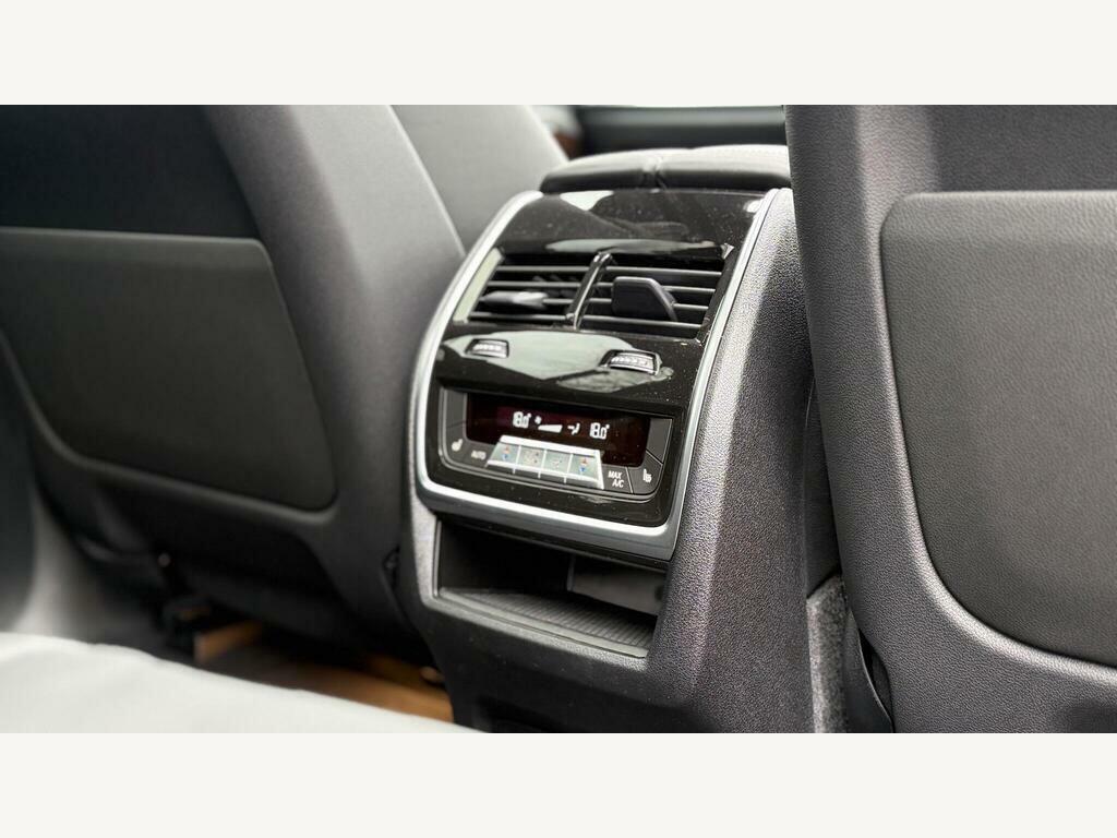BMW X7 3.0 40D Mht M Sport Suv Hybrid Xdr Grey #4