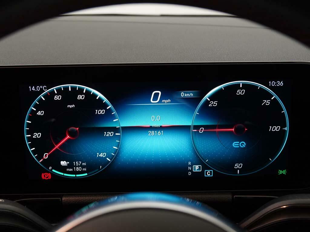 Mercedes-Benz EQA Eqa 350 4Matic Amg Line Grey #4