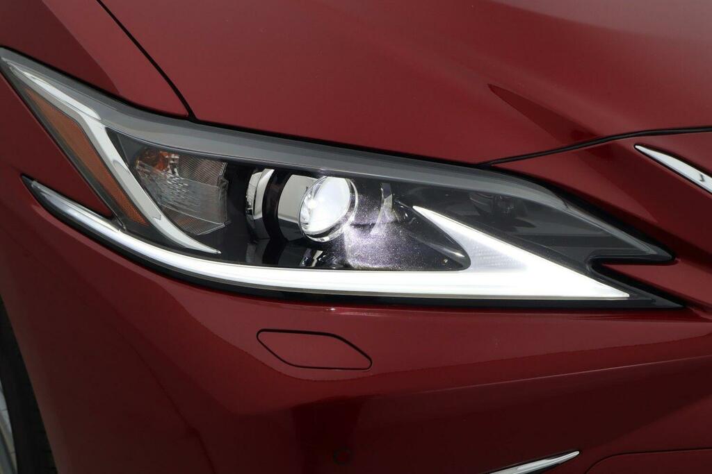 Lexus ES 300H 2.5 Cvt Red #35