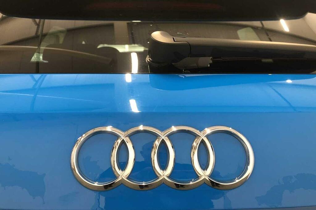 Audi Q3 Q3 S Line 35 Tfsi S-a White #23