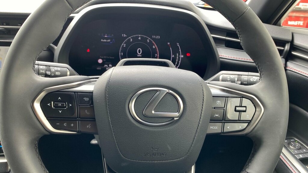 Lexus LBX 1.5 Vvt-ie Premium Plus Design E-cvt Euro 6 Ss Yellow #11