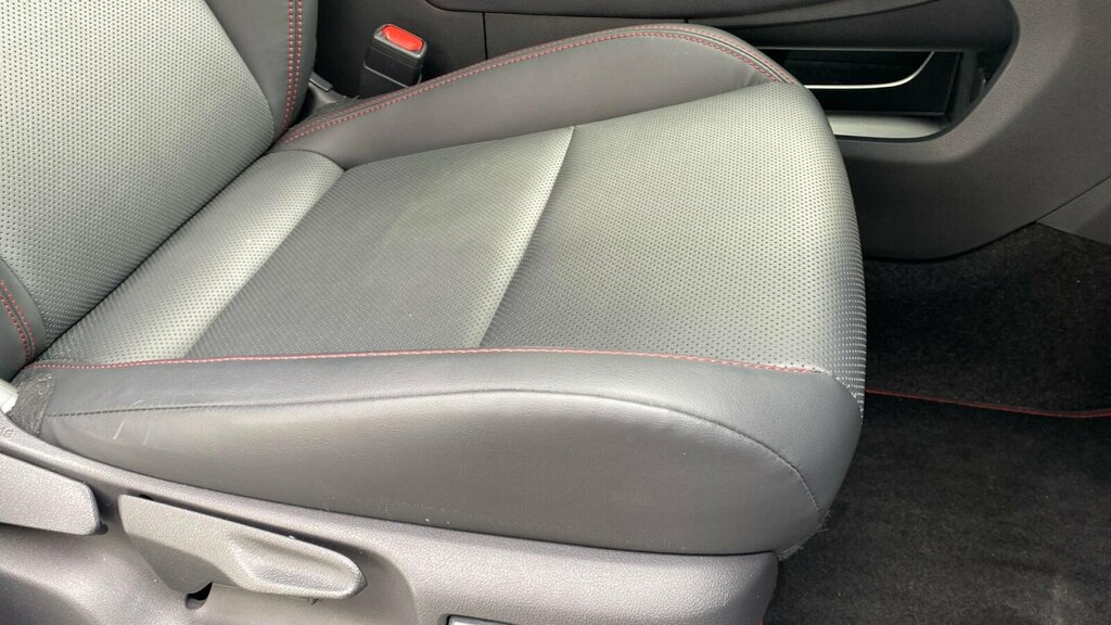 Lexus LBX 1.5 Vvt-ie Premium Plus Design E-cvt Euro 6 Ss Yellow #18