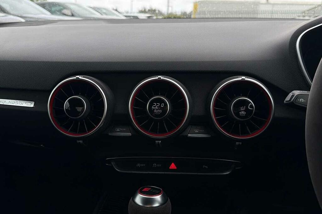 Audi TT RS Tt Rs Tfsi Quattro S Tronic White #31