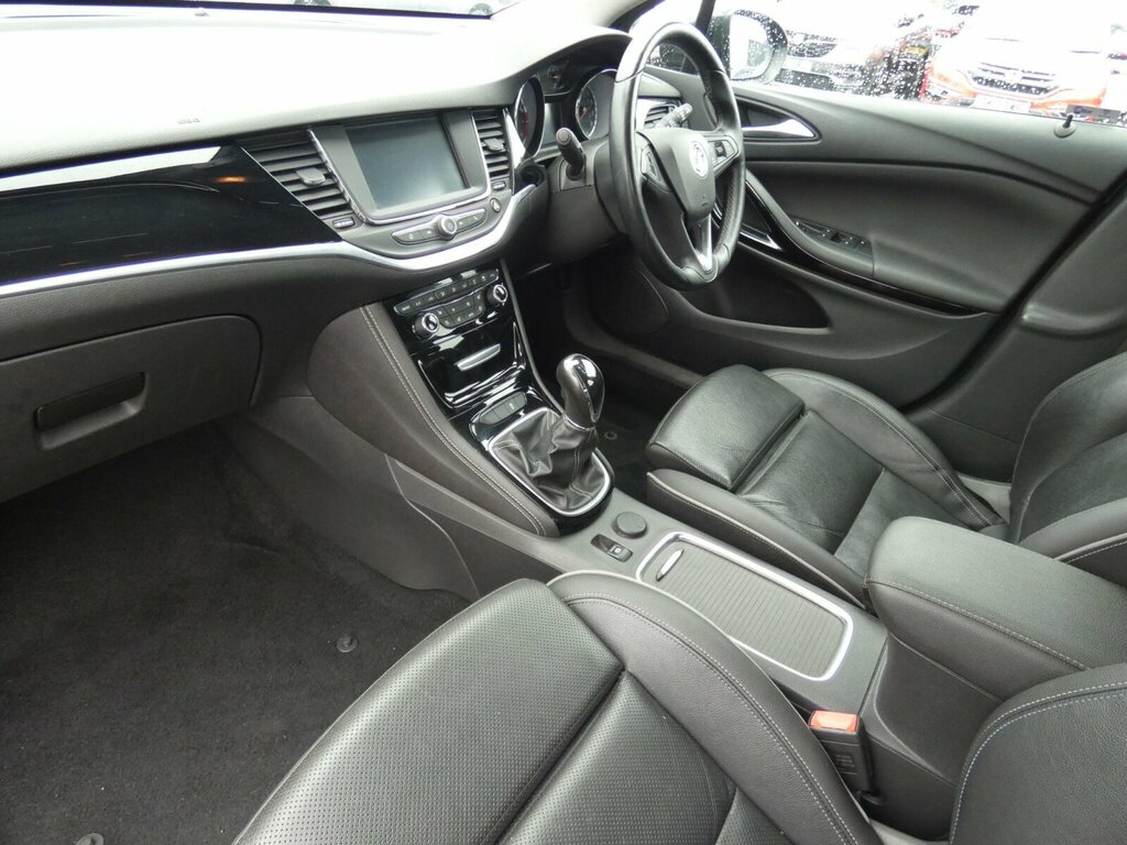 Vauxhall Astra 1.6T 16V 200 Elite Nav Silver #11