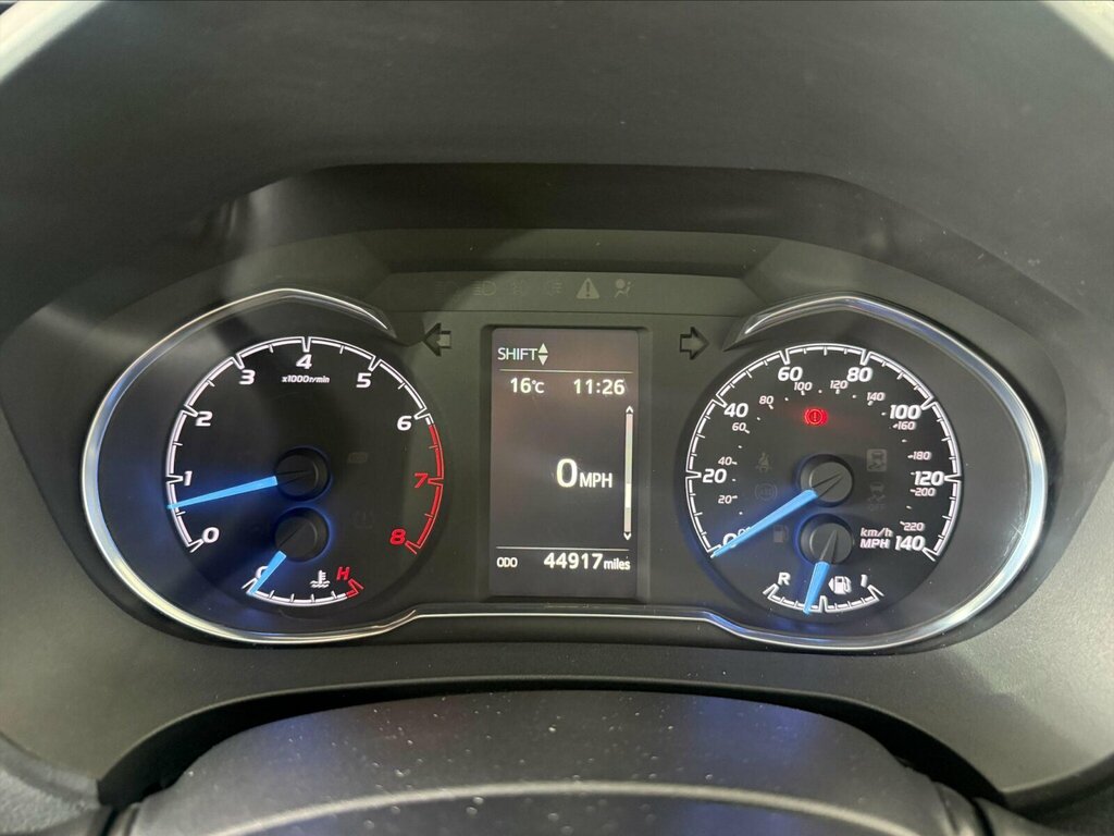 Toyota Yaris Hatchback Red #13