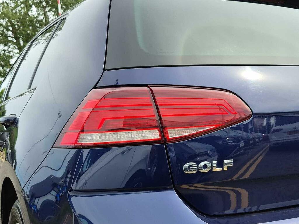 Volkswagen Golf Golf R Tsi 4Motion White #33