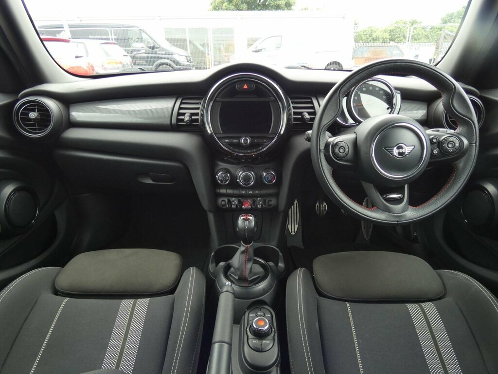 Mini Hatch Cooper 1.5 Steptronic Euro 6 Ss 136 Grey #3