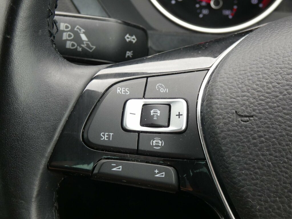 Volkswagen Tiguan Match Grey #37